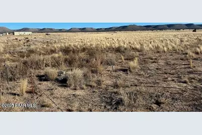 0 Firestone, Paulden, AZ 86334 - Photo 1
