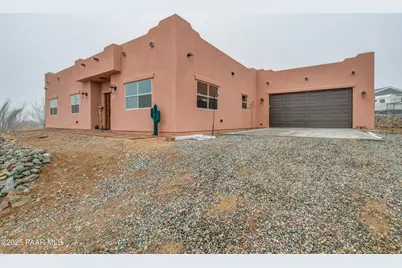 2910 S 1st Street, Dewey-Humboldt, AZ 86329 - Photo 1
