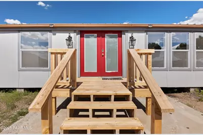 17841 E Willow Creek Road, Kingman, AZ 86401 - Photo 1