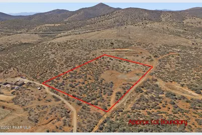 17301 E Cardinal Lane, Dewey-Humboldt, AZ 86327 - Photo 1