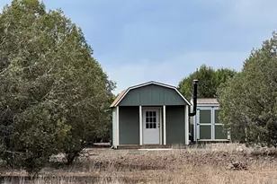 40850 N Stagecoach Blvd, Ash Fork, AZ 86320 - Photo 1