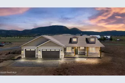 9667 N Wagoner Road, Prescott Valley, AZ 86315 - Photo 1