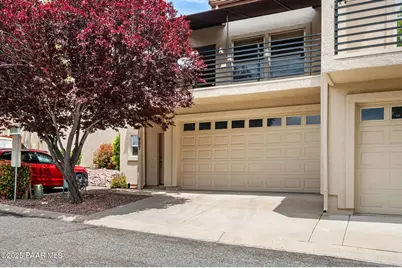 997 Fairway Drive, Dewey-Humboldt, AZ 86327 - Photo 1