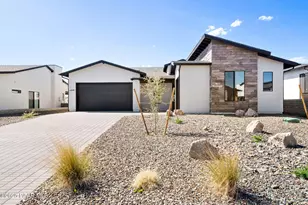 5739 E Hahn St, Prescott Valley, AZ 86314 - Photo 1