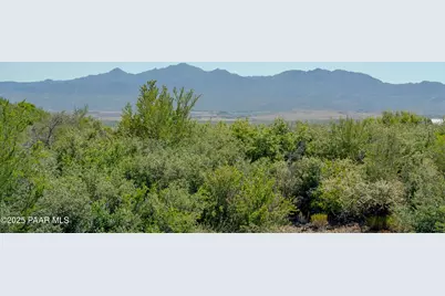 7300 W Lowell Drive, Kirkland, AZ 86332 - Photo 1