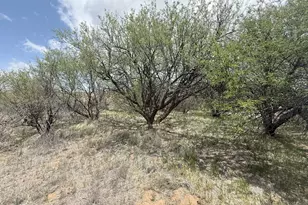 16725 S Redondo Circle, Cordes Lakes, AZ 86333 - Photo 1