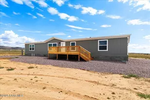 27107 N Bolt Dr, Paulden, AZ 86334 - Photo 1