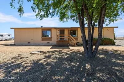 6131 N Cattletrack Road, Prescott Valley, AZ 86314 - Photo 1