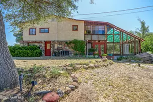 17488 W Foothill Rd, Yarnell, AZ 85362 - Photo 1