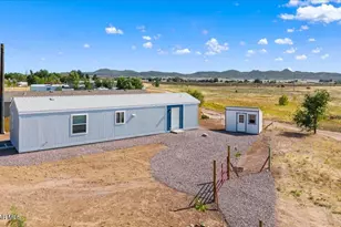 25280 N Lakeside Dr, Paulden, AZ 86334 - Photo 1