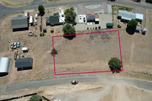 18432 S Country Clb Dr, Peeples Valley, AZ 86332 - Photo 1