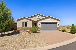 1098 N Beltran Cir, Dewey-Humboldt, AZ 86327 - Photo 1