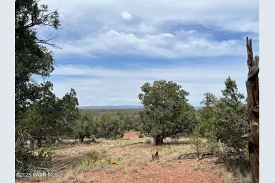 488 B&c Scorpion, Ash Fork, AZ 86320 - Photo 1
