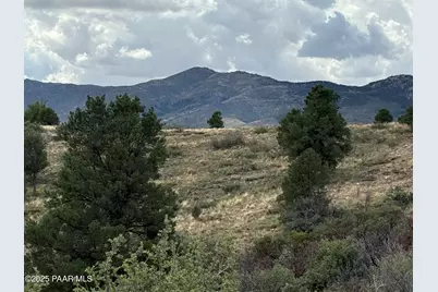17850 S Tawny Lane, Peeples Valley, AZ 86332 - Photo 1