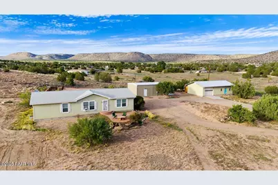 878 W Gina Marie Boulevard, Paulden, AZ 86334 - Photo 1