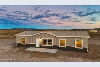23381 N Jester Track Drive, Paulden, AZ 86334 - Photo 1