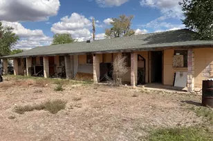 54251 N 3rd Ave, Seligman, AZ 86337 - Photo 1