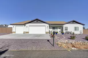 9274 E Manzanita Cir, Prescott Valley, AZ 86314 - Photo 1