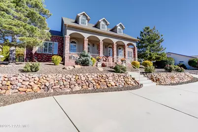 844 S Lakeview Drive, Prescott, AZ 86301 - Photo 1