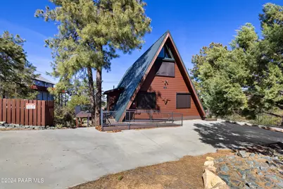 761 Hillside Drive, Prescott, AZ 86305 - Photo 1