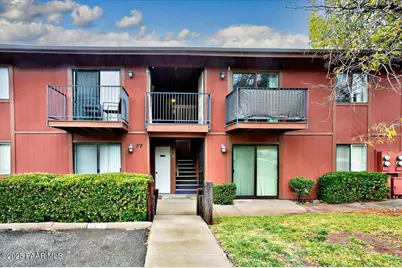 717 S Granite Street #4, Prescott, AZ 86303 - Photo 1