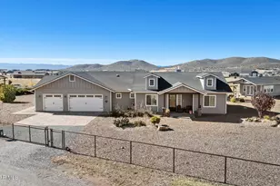 9820 N Echo Rdg Cir, Prescott Valley, AZ 86315 - Photo 1
