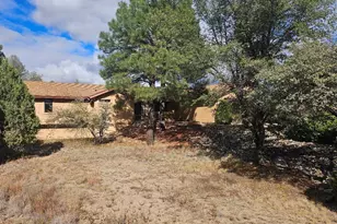 28 Woodside Dr, Prescott, AZ 86305 - Photo 1