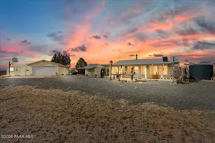 44044 N Haywire Rd, Ash Fork, AZ 86320 - Photo 1