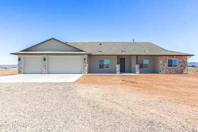 5832 E Norma Drive, Prescott Valley, AZ 86315 - Photo 1