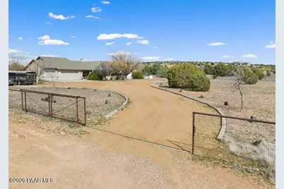 1680 E Verde Ranch Road, Paulden, AZ 86334 - Photo 1