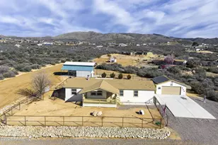 1030 N Summer Sweet Ln, Dewey-Humboldt, AZ 86327 - Photo 1