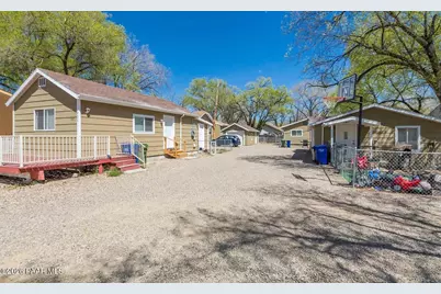 827 Lincoln Avenue, Prescott, AZ 86301 - Photo 1
