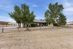 3930 W Running Iron Dr, Prescott, AZ 86305 - Photo 1