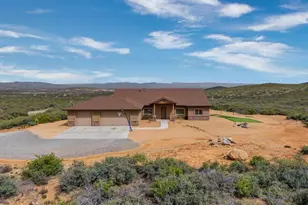 15935 E Lone Fox Trail, Dewey-Humboldt, AZ 86327 - Photo 1