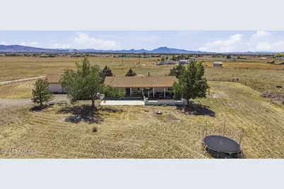 9410 E Slash Arrow Drive, Prescott Valley, AZ 86315 - Photo 1
