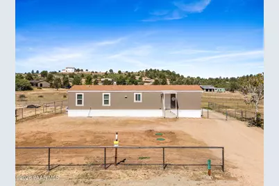 18296 S Frontier Road, Peeples Valley, AZ 86332 - Photo 1