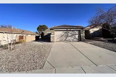 7402 E Plateau Ridge Road, Prescott Valley, AZ 86315 - Photo 1