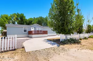 24255 N Cleveland St, Paulden, AZ 86334 - Photo 1
