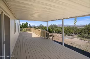 26100 W Moon Mountain Trl, Seligman, AZ 86337 - Photo 1