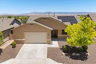 4253 N Pembroke St, Prescott Valley, AZ 86314 - Photo 1