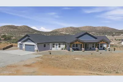 9330 N Concho Street, Prescott Valley, AZ 86315 - Photo 1