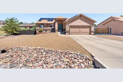 9560 E Catalina Drive, Prescott Valley, AZ 86314 - Photo 1