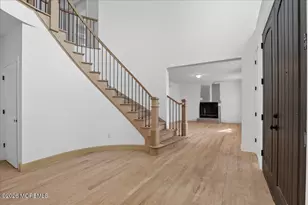 10 Cook Ct, Millstone Township, NJ 08535 - Photo 5