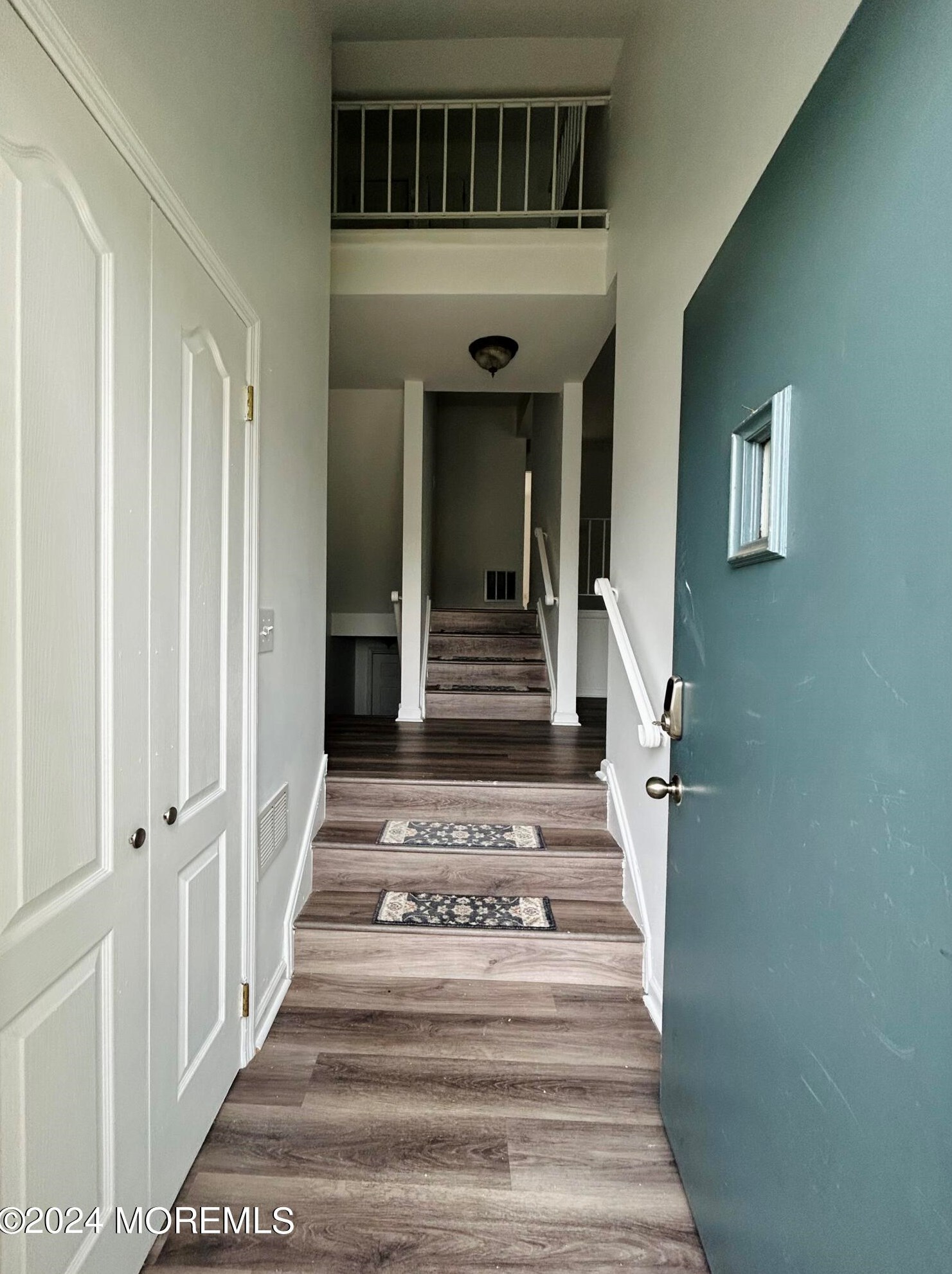 211 Clubhouse Dr, Middletown NJ  07748-1347 exterior
