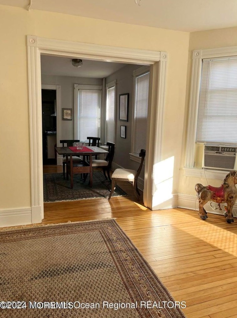 48 Monmouth St, Tinton Falls NJ  07701-1614 exterior