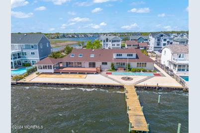 1832 Boat Point Drive - Photo 1