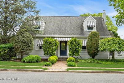 516 Brooklyn Boulevard, Sea Girt, NJ 08750 - Photo 1