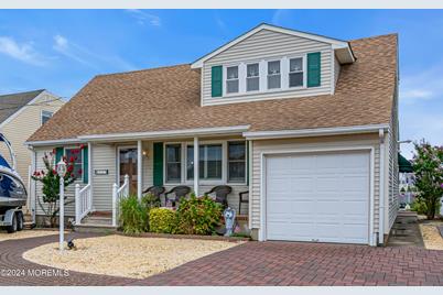 237 Westmont Avenue, Lavallette, NJ 08735 - Photo 1