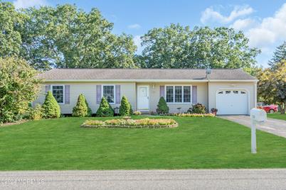 1300 Broadway Boulevard, Toms River Township, NJ 08757 - Photo 1