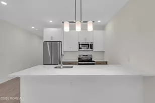 19 Carr Ave, Keansburg, NJ 07734 - Photo 3